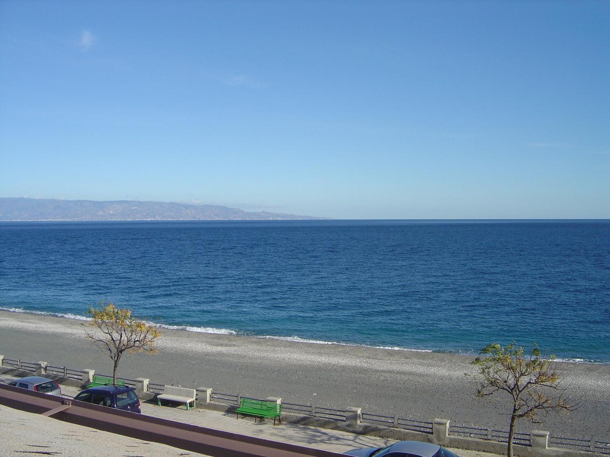 Mirone Apartment Fronte Mare Beachfront House ロッカルメーラ 部屋 写真